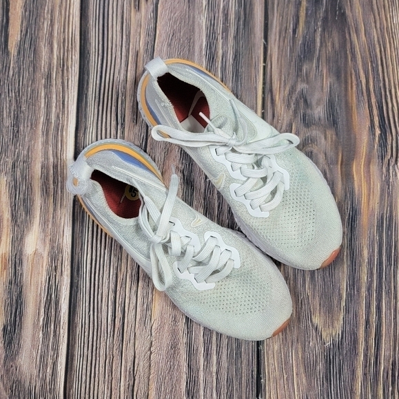 Women's Size 8 Nike Epic React Flyknit 2 Dream it, Do it W - Picture 5 of 6